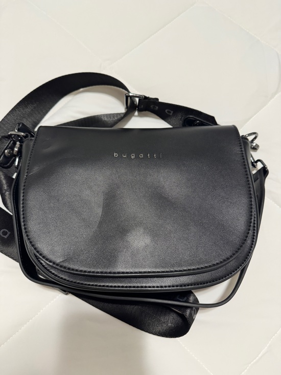 Bugatti Handbags - Bugatti Black Leather Messenger Crossbody Bag